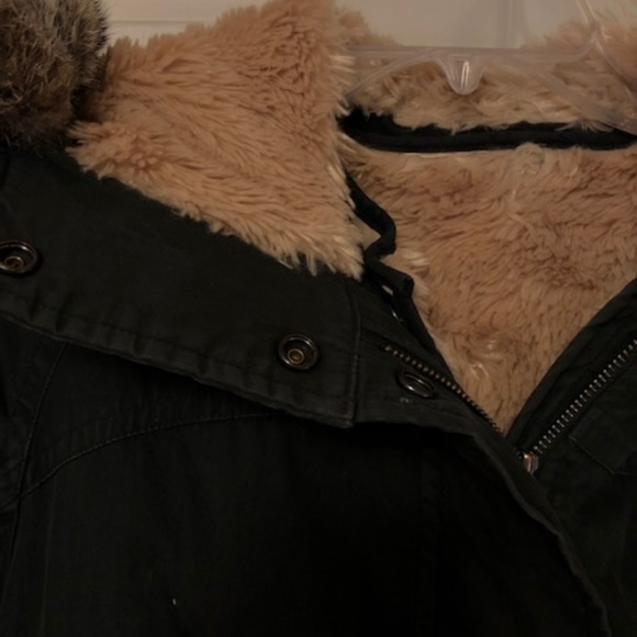 Stefanel Army Green Parka with Fur Insert - Picture 2 of 7